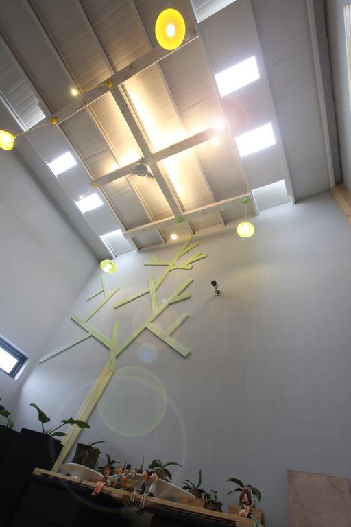 Light Shadow Apartman Putaj Kültér fotó